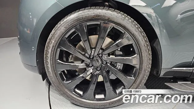 Land Rover Range Rover 5th Gen — Фото автомобиля 5