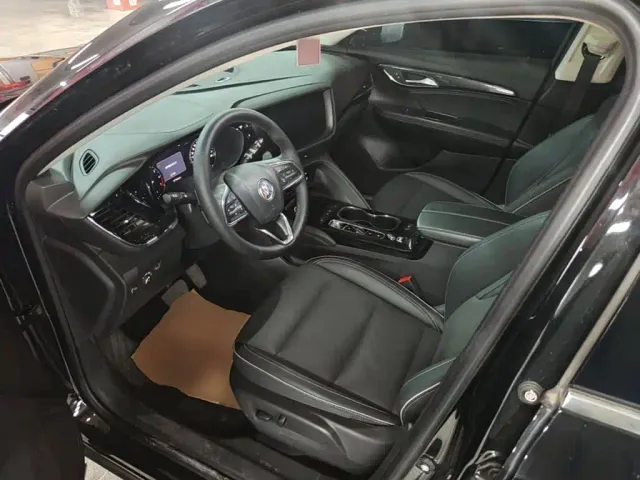 Buick Envision Plus — Фото автомобиля 15