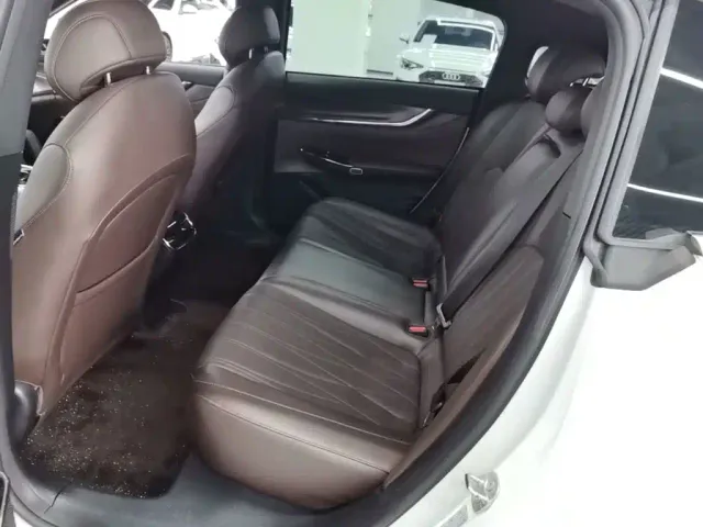 Changan Qiyuan A07 — Фото автомобиля 16