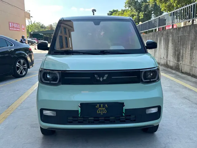 Wuling Hongguang Mini EV — Фото автомобиля 2