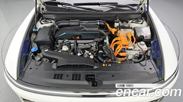 Hyundai Grandeur GN7 — Фото автомобиля 9