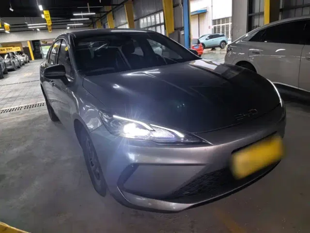 BYD Seal 05 DM-i — Фото автомобиля 3