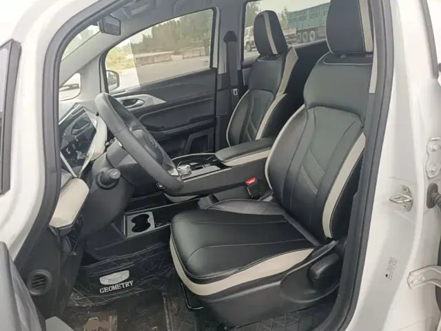 Geely Geometry E Firefly — Фото автомобиля 14