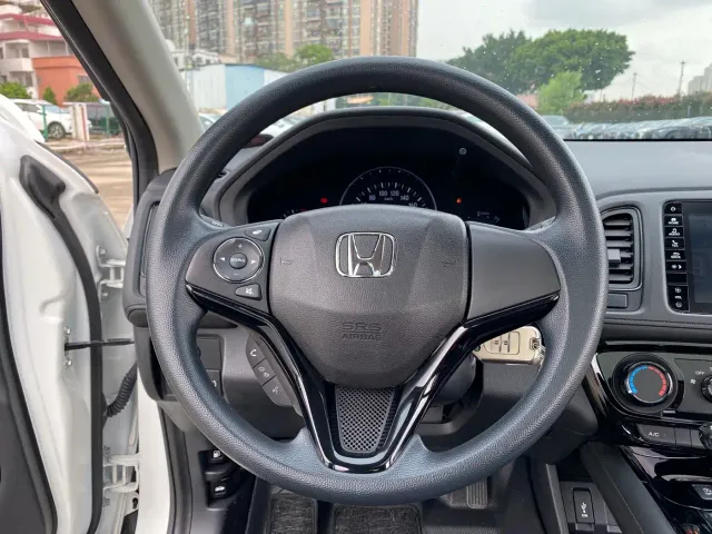 Honda Vezel — Фото автомобиля 12