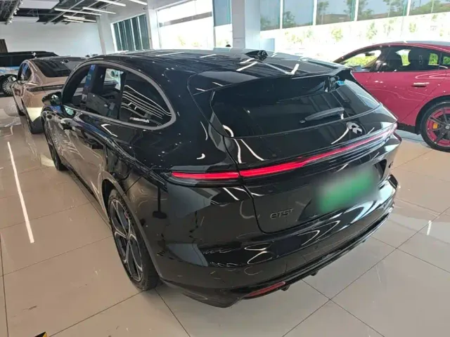 Nio ET5 Touring — Фото автомобиля 4