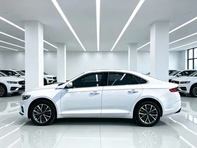Geely Xingrui — Фото автомобиля 9