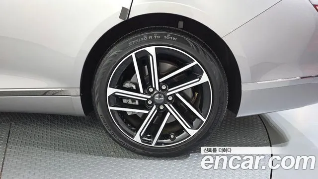 Genesis G80 Бензин 2.5 турбо AWD — Фото автомобиля 20