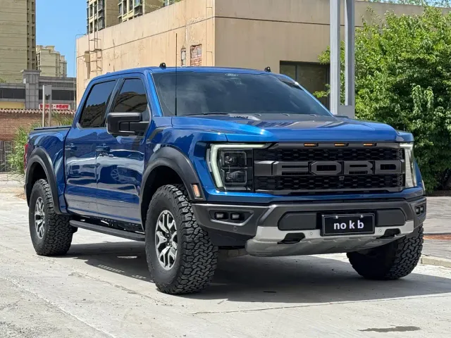 Ford F-150 Raptor — Фото автомобиля 3