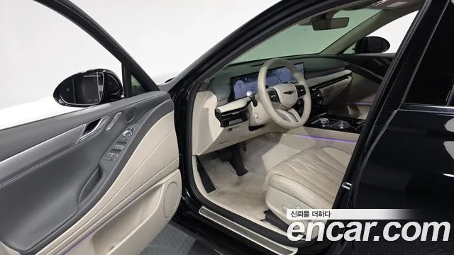 Genesis G80 Бензин 2.5 турбо AWD — Фото автомобиля 10