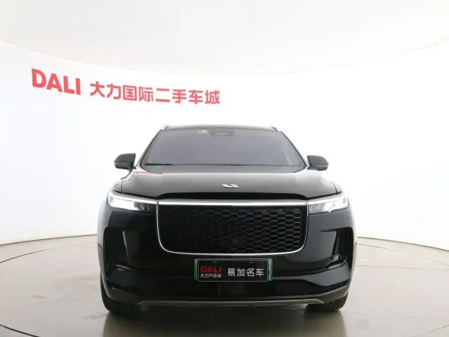 Li Auto ONE — Фото автомобиля 2
