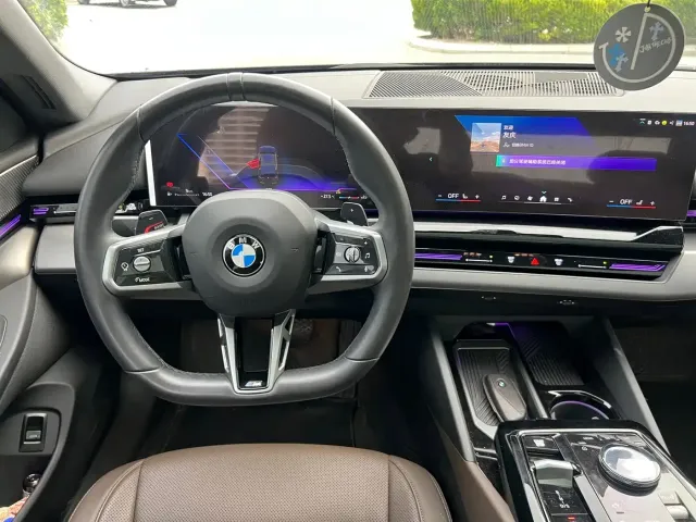 BMW 5 Series — Фото автомобиля 8