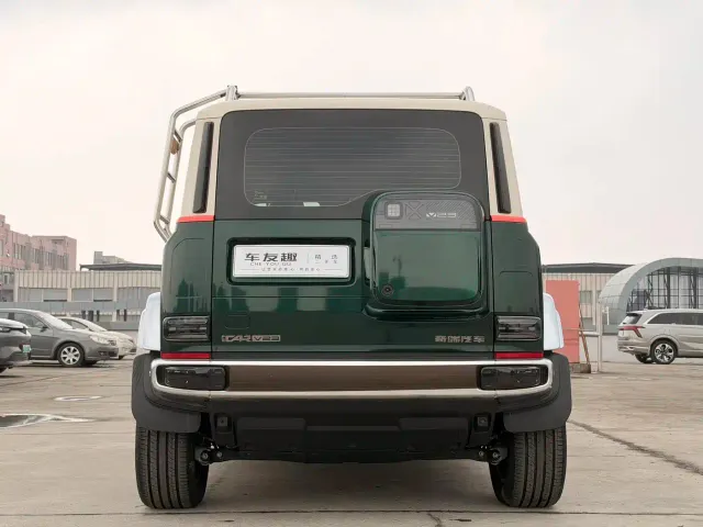 iCAR V23 — Фото автомобиля 11