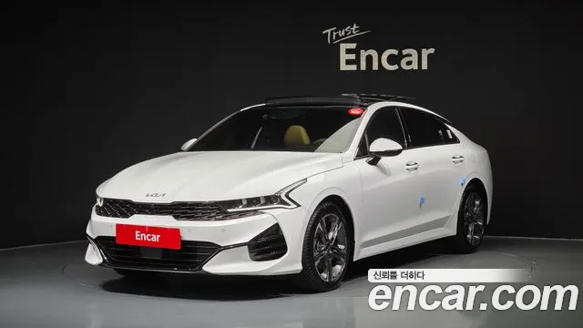 Фотография автомобиля — Kia K5 Generation 3