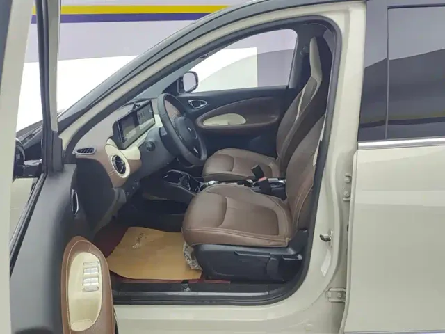 Wuling Bingo — Фото автомобиля 9