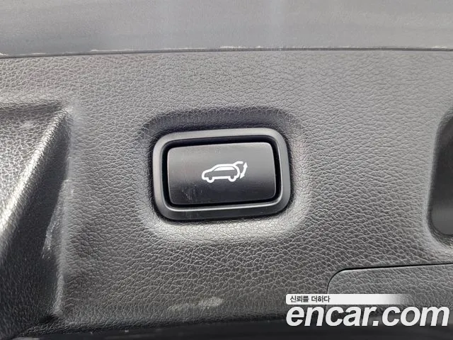 Hyundai Santafe Новый Santa Fe Дизель 2.2 4WD — Фото автомобиля 19