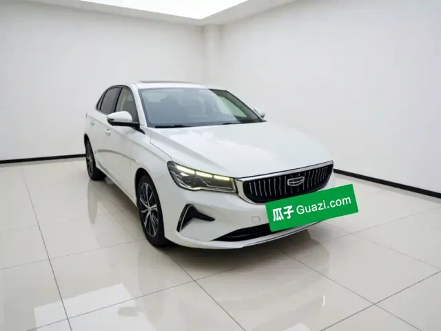 Geely Emgrand — Фото автомобиля 3