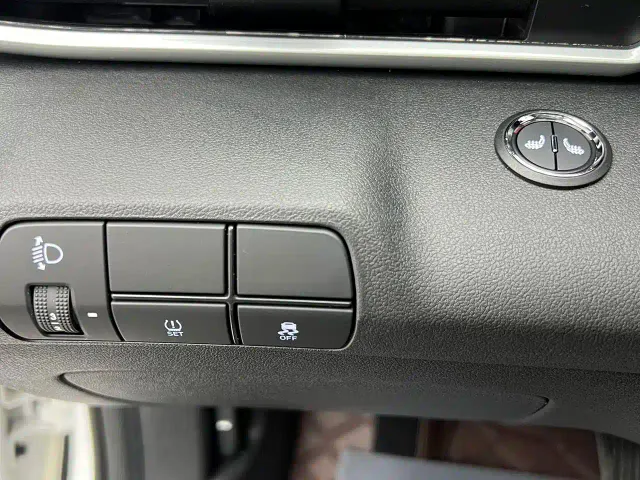 Hyundai Elantra — Фото автомобиля 21