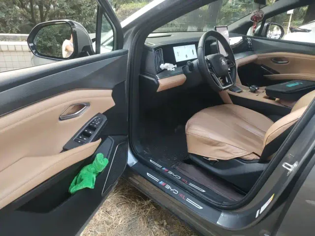 BYD Song L DM-i — Фото автомобиля 12