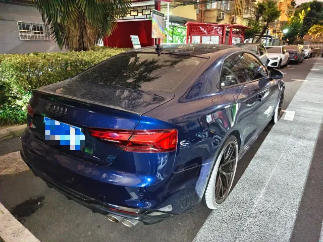 Audi S5 — Фото автомобиля 3
