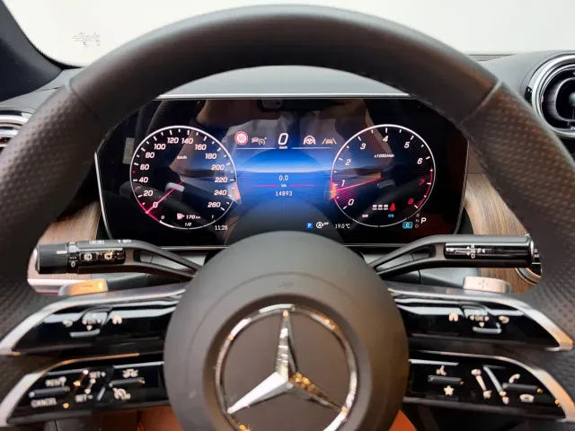 Mercedes-Benz GLC-Class — Фото автомобиля 3