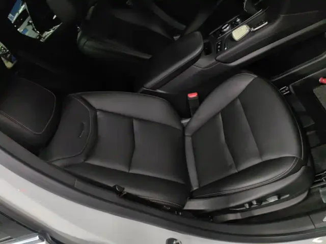 Cadillac XT5 — Фото автомобиля 18
