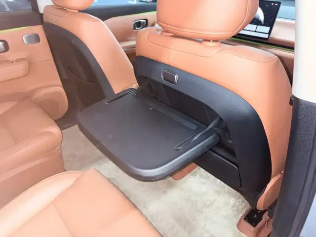 Leapmotor Leapmotor C16 2024 Pure Electric 520 Premium Edition — Фото автомобиля 17
