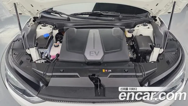 Kia EV6 — Фото автомобиля 5