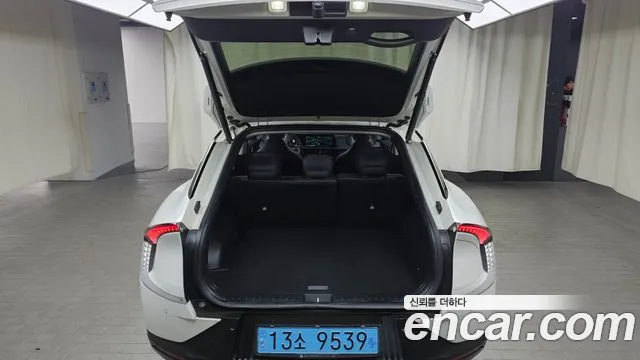 Kia EV6 — Фото автомобиля 22