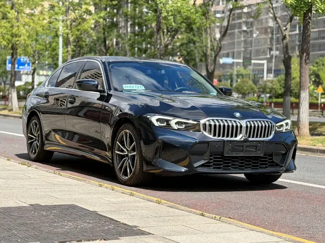 BMW 3 Series — Фото автомобиля 3
