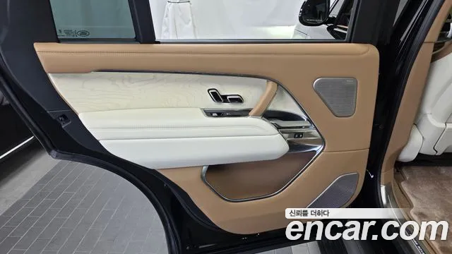 Land Rover Range Rover — Фото автомобиля 14