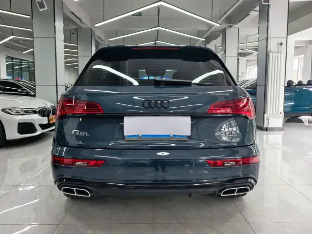 Audi Q5L — Фото автомобиля 6
