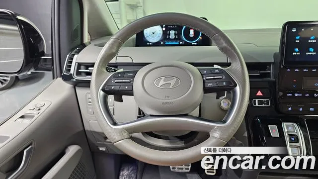 Hyundai Staria Staria — Фото автомобиля 13