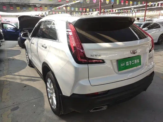Cadillac XT4 — Фото автомобиля 4