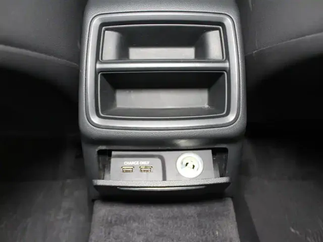 Audi A4L — Фото автомобиля 10