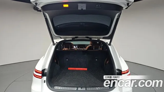 Genesis GV70 2.5T Бензин AWD — Фото автомобиля 28