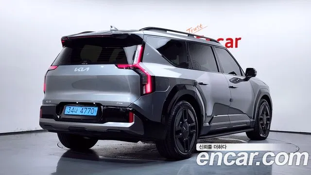Kia EV9 — Фото автомобиля 2