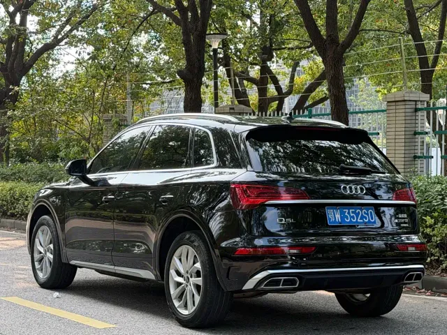 Audi Q5L — Фото автомобиля 5