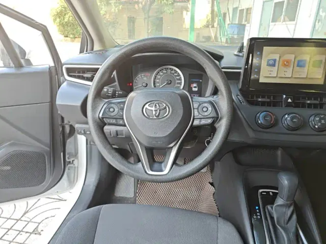 Toyota Corolla — Фото автомобиля 10