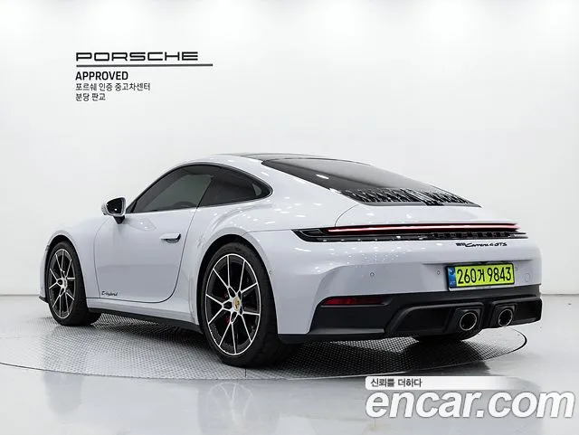 Porsche 911 992 — Фото автомобиля 2