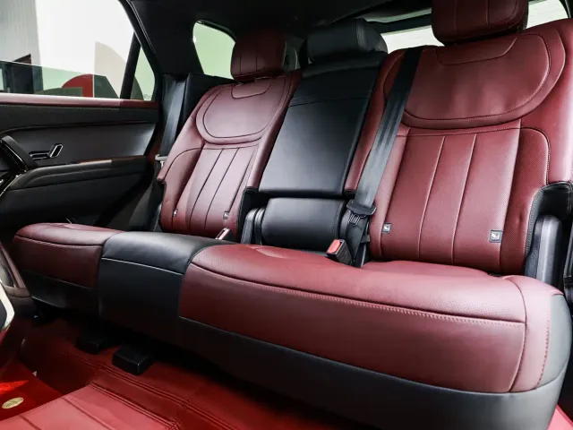 Land Rover Range Rover Sport — Фото автомобиля 12