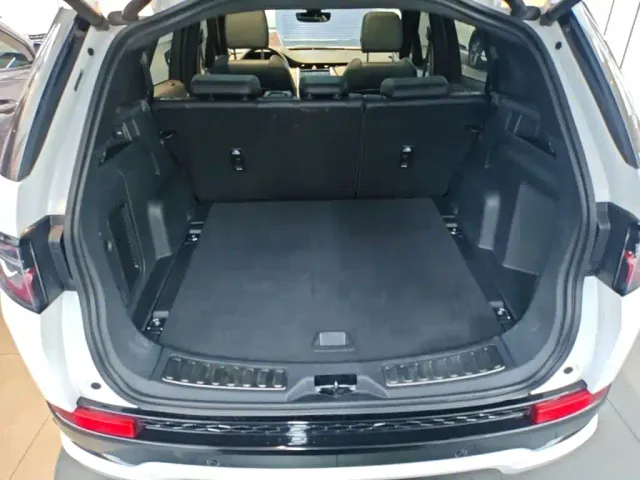 Land Rover Discovery Sport — Фото автомобиля 18