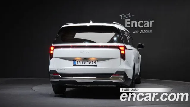 Kia Carnival 4th Gen — Фото автомобиля 4