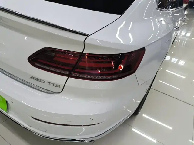 Volkswagen CC — Фото автомобиля 7