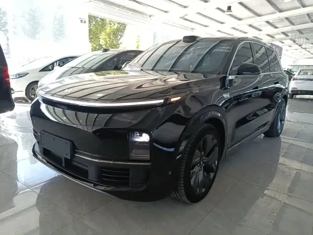 Фотография автомобиля — Li Auto L9