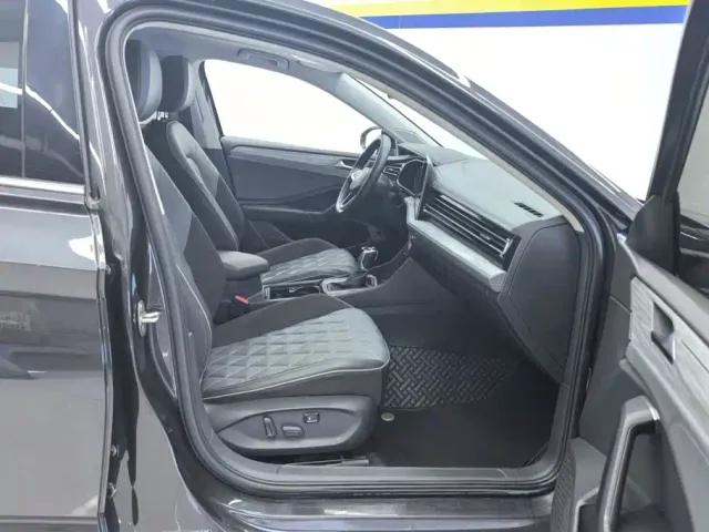 Volkswagen Sagitar — Фото автомобиля 8