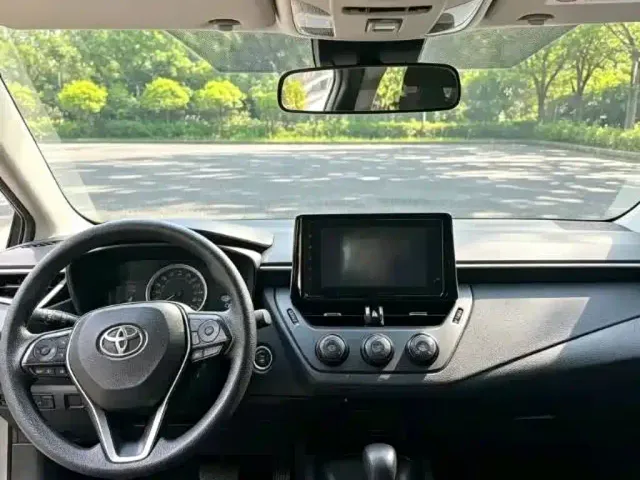 Toyota Corolla — Фото автомобиля 9