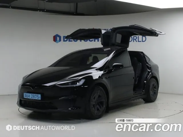 Tesla Model X — Фото автомобиля 2