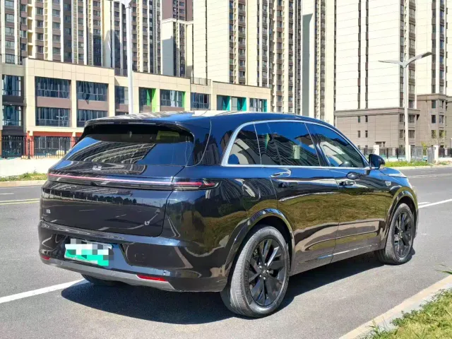 Li Auto L7 — Фото автомобиля 4