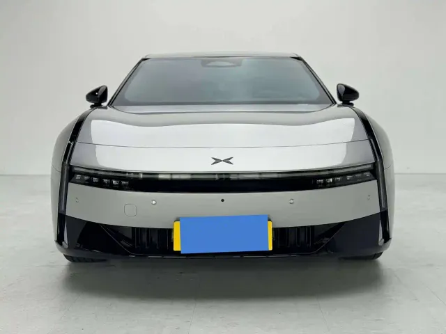 Xpeng P7 — Фото автомобиля 2