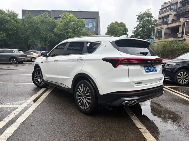 Jetour X70 Plus — Фото автомобиля 9